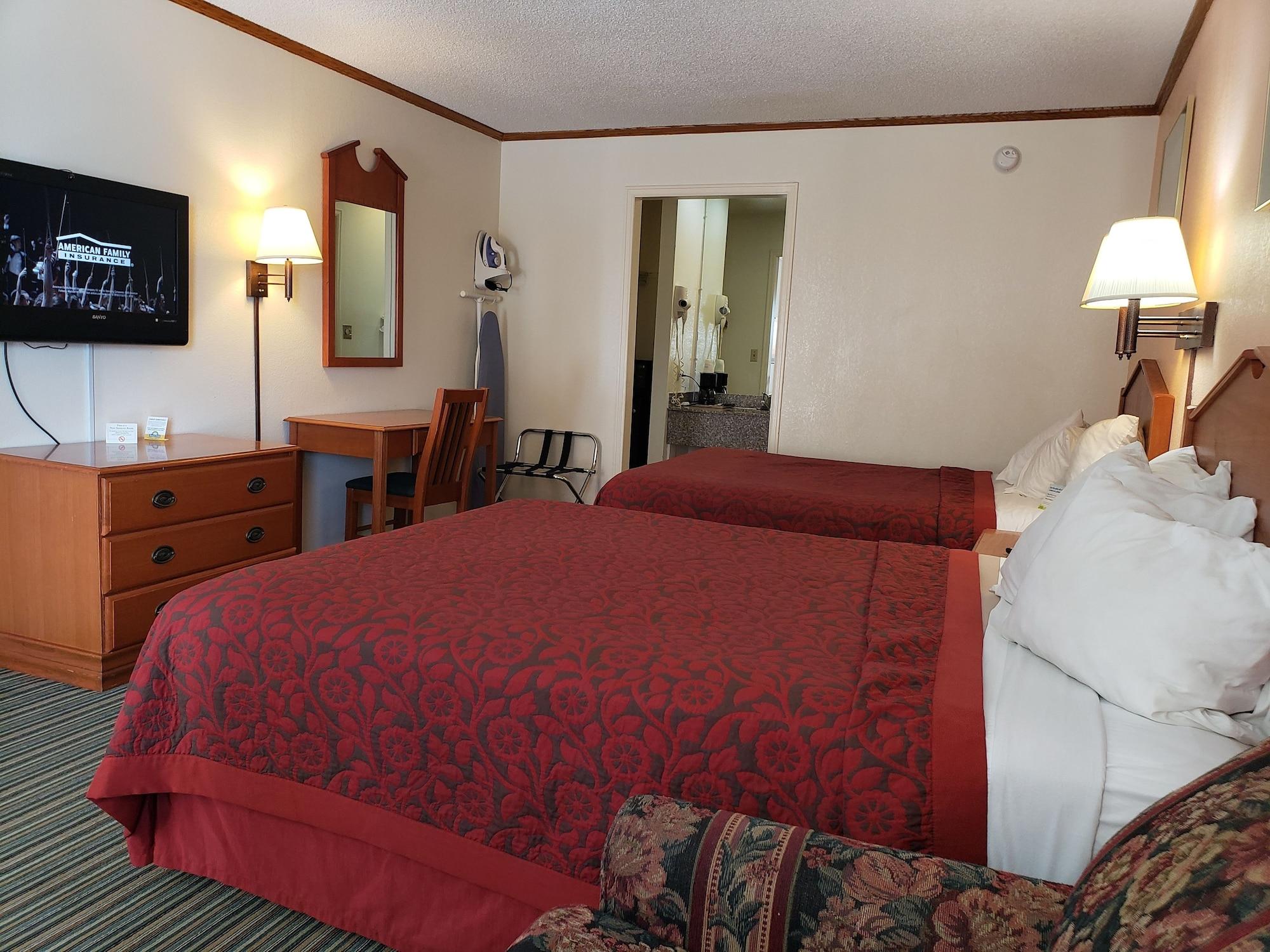 Days Inn By Wyndham Wichita West Near Airport Экстерьер фото